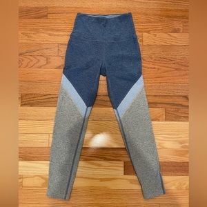 Beyond Yoga Spacedye Tri-Panel High Waisted Midi Legging size XS